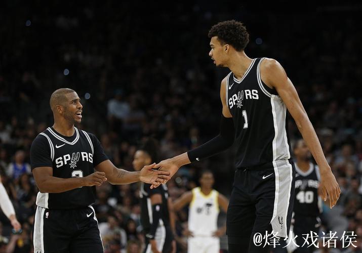 约基奇缺席掘金大胜快船 文班亚马10分马刺不敌雄鹿